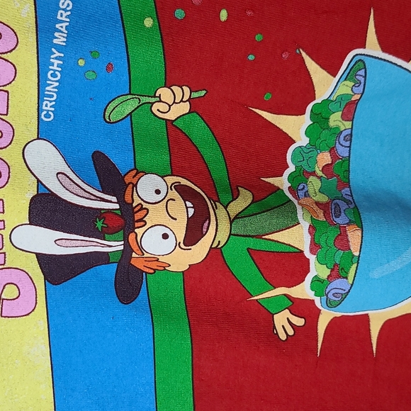Rick & Morty t shirt strawberry smiggles red medium - Picture 3 of 6